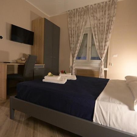 Alma B&B Home Cosenza Bagian luar foto