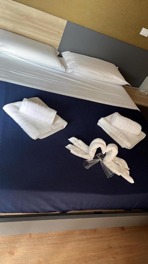 Alma B&B Home Cosenza Bagian luar foto