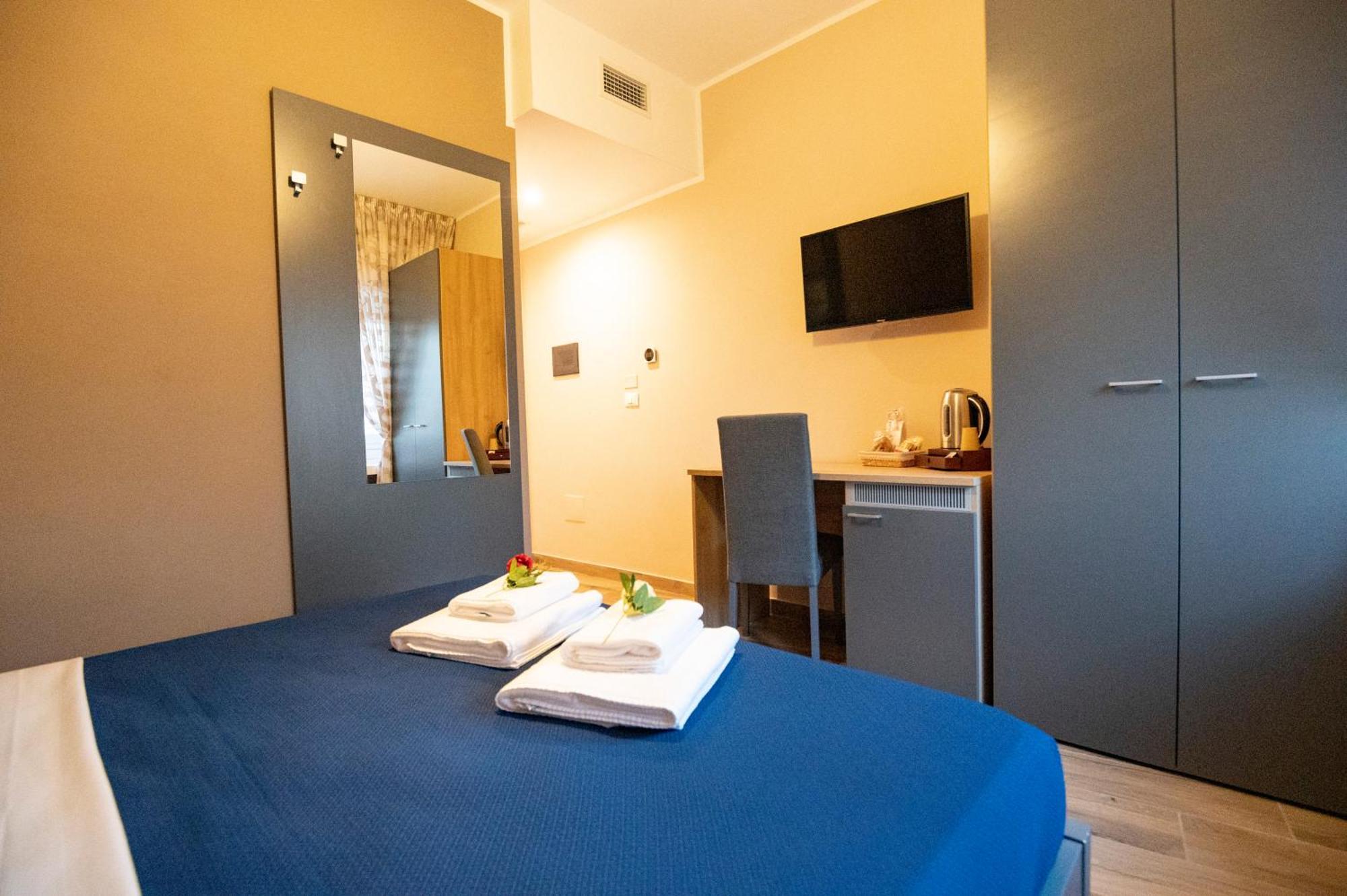 Alma B&B Home Cosenza Bagian luar foto