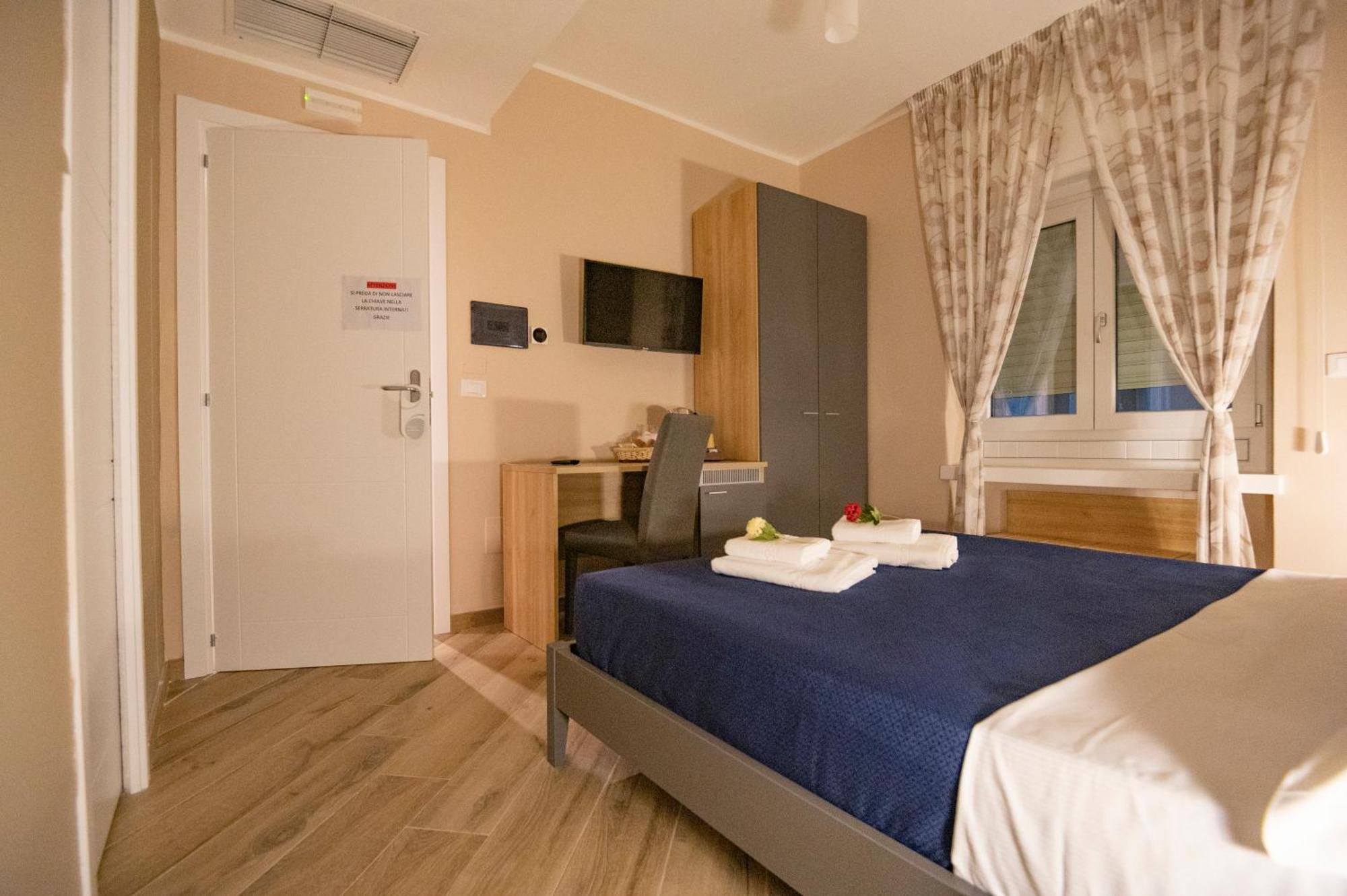 Alma B&B Home Cosenza Bagian luar foto